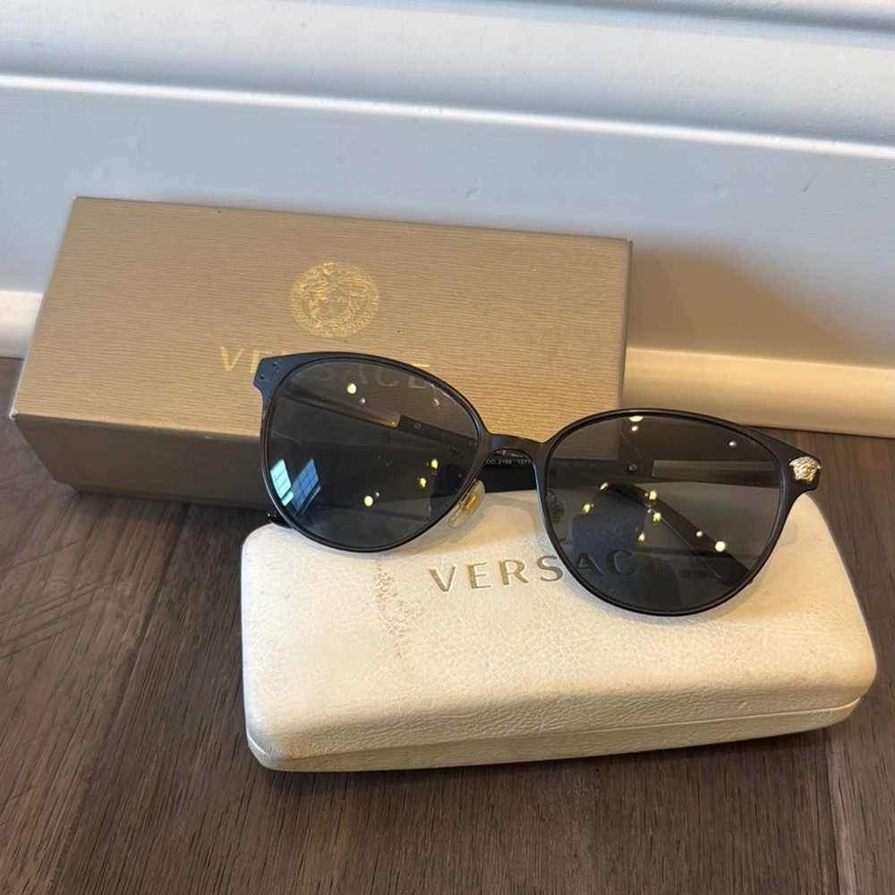 Versace Black Sunglasses Timeless Design